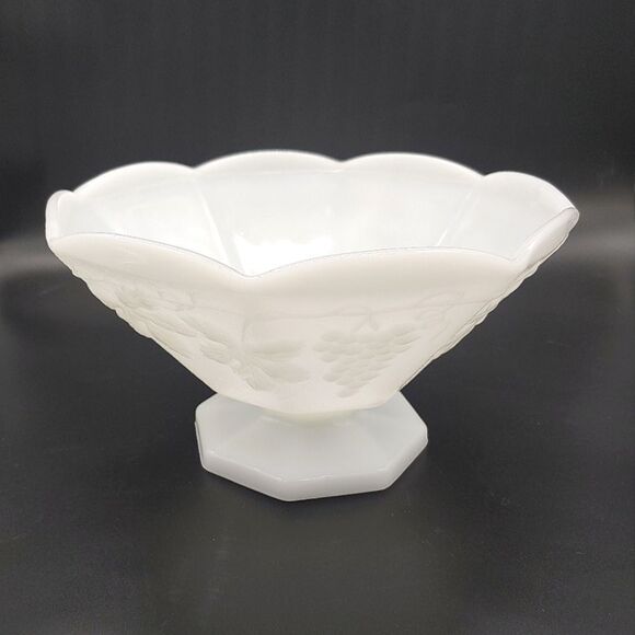 Vintage Anchor Hocking fruit bowl - Picture 1 of 8